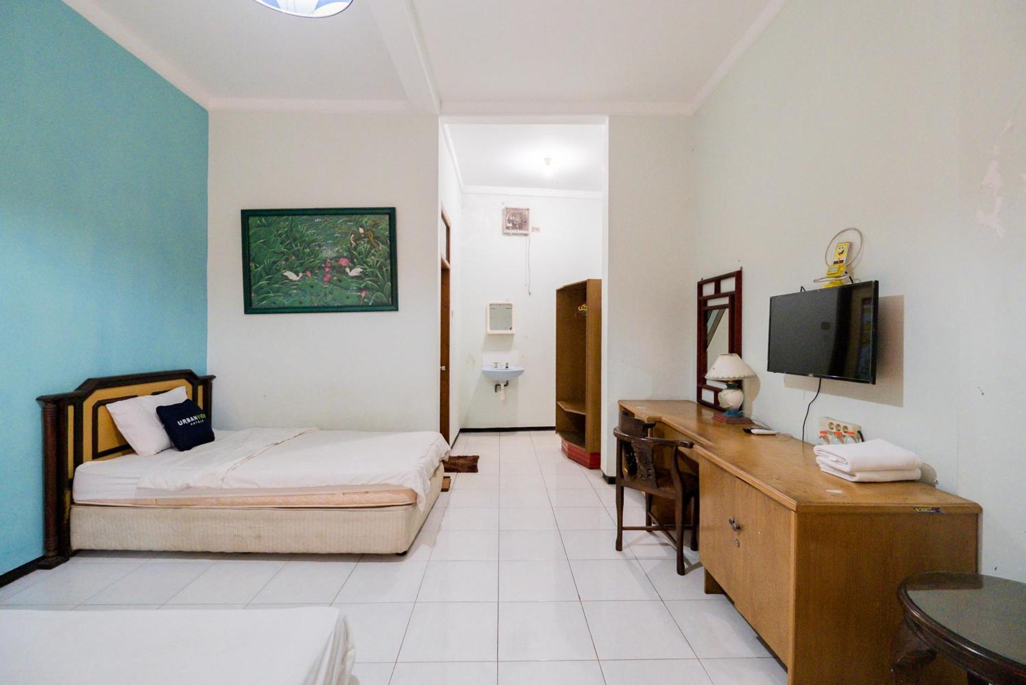 Urbanview Hotel Near Jatim Park 1 By Reddoorz Batu  Exterior photo